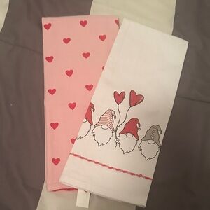 Gnome Heart Kitchen Towels Set